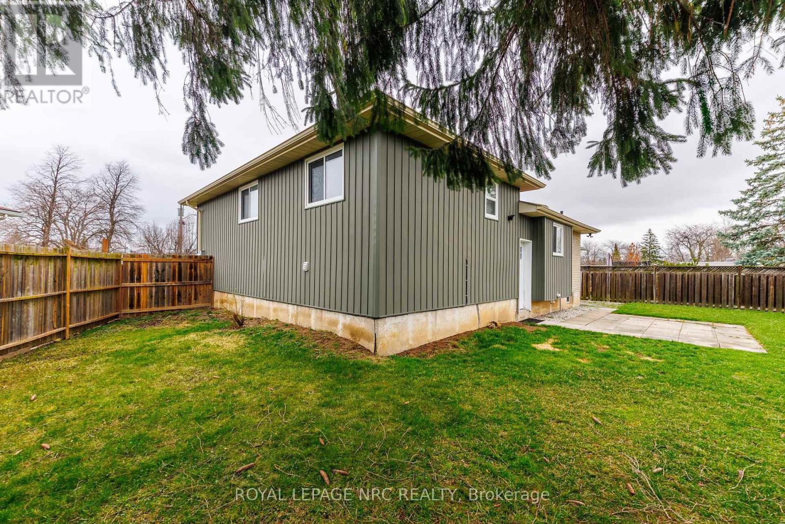 14 Roxborough Court, St. Catharines, Ontario  L2M 6E3 - Photo 33 - X12965424