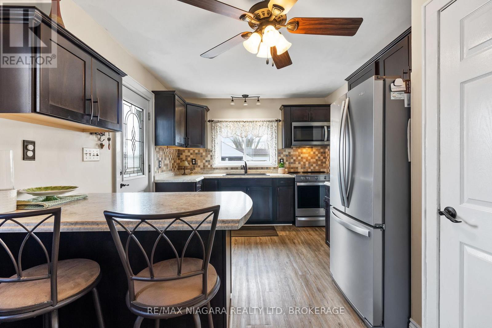 124 Neff Street, Port Colborne, Ontario  L3K 3T4 - Photo 9 - X12967068