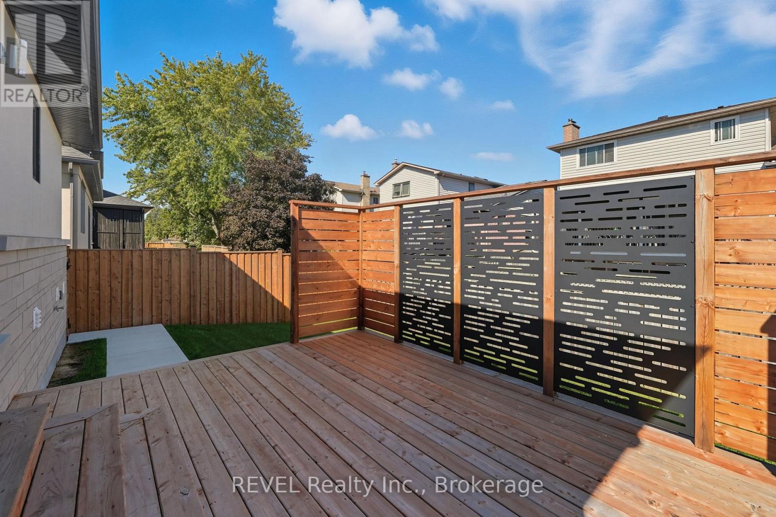 40 Ivy Crescent, Thorold, Ontario  L2V 0J9 - Photo 42 - X12968150