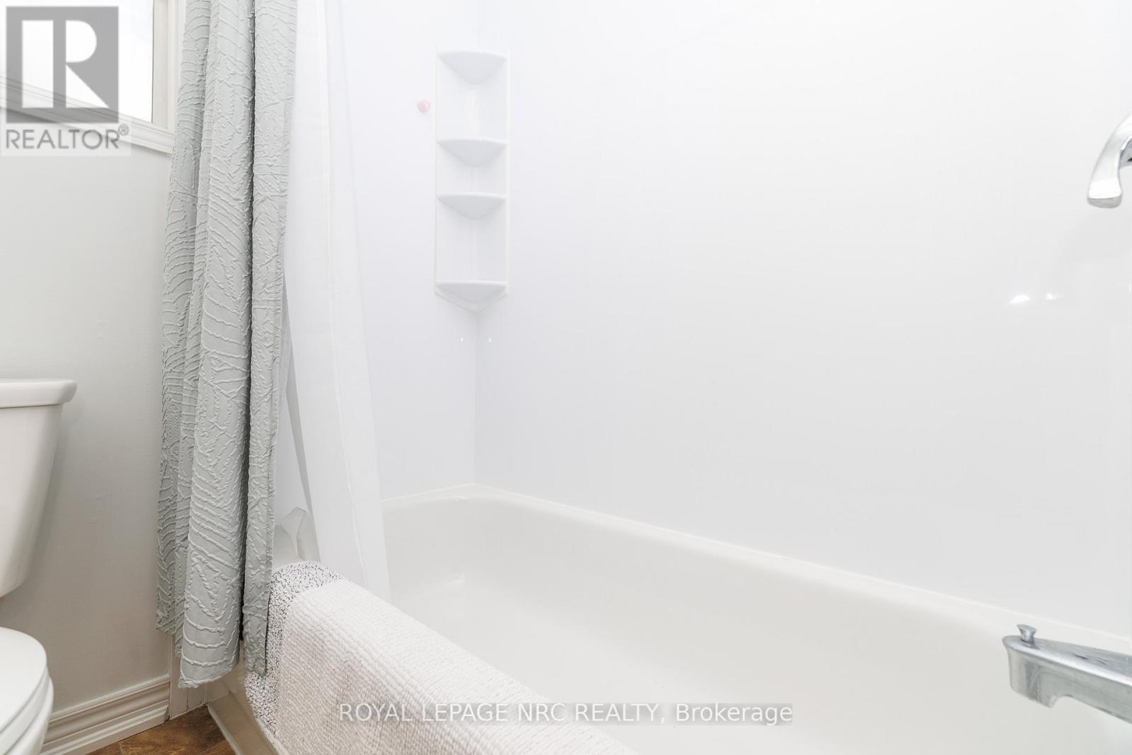 16 Leonard Drive, St. Catharines, Ontario  L2S 3V2 - Photo 16 - X12968262