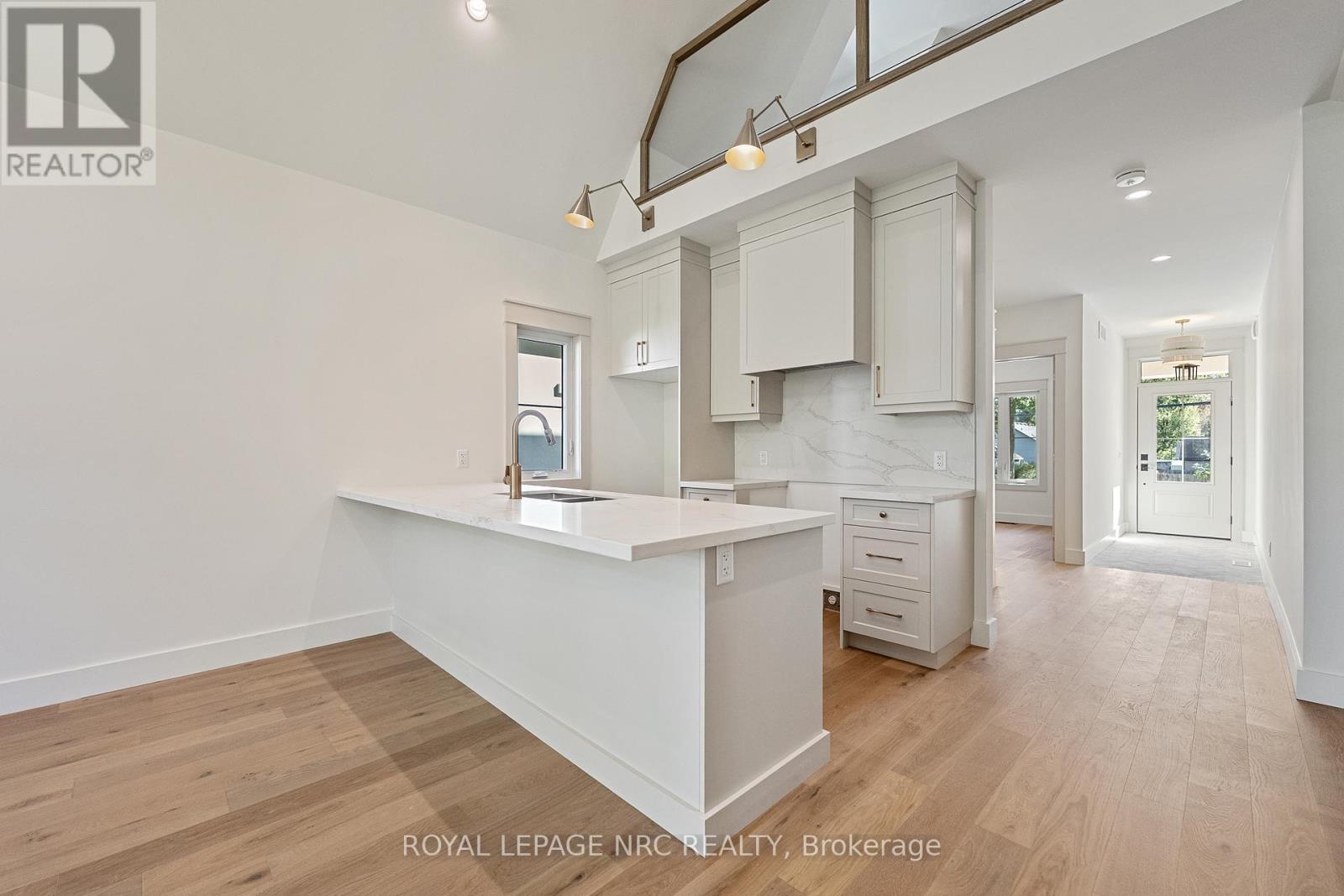 4058 Glenspring Road, Fort Erie, Ontario  L0S 1B0 - Photo 14 - X12969934