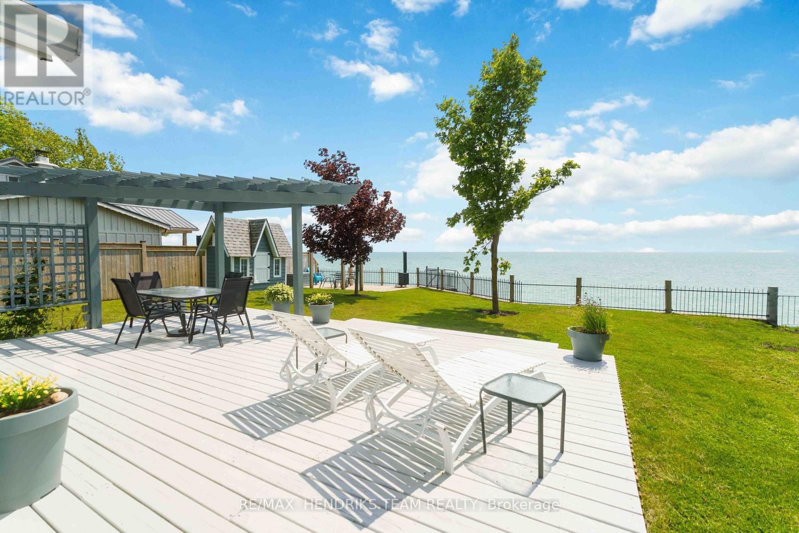 9 Shoreline Trail, Haldimand, Ontario  N1A 2W8 - Photo 5 - X12974986