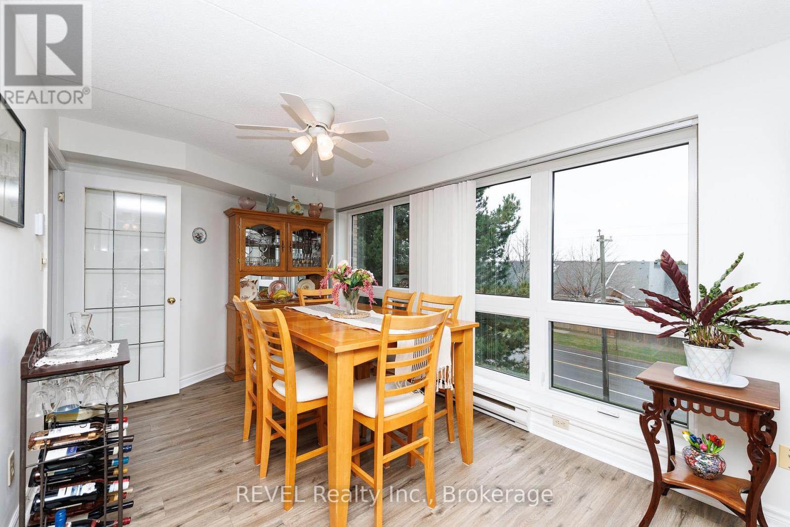 301 - 3364 Montrose Road, Niagara Falls, Ontario  L2H 0J8 - Photo 11 - X12975438