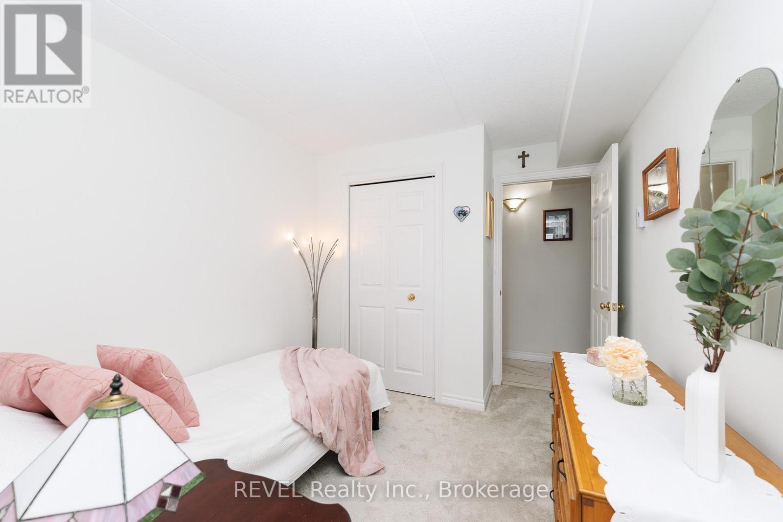 301 - 3364 Montrose Road, Niagara Falls, Ontario  L2H 0J8 - Photo 14 - X12975438