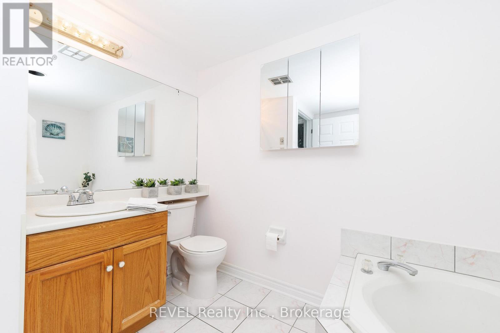 301 - 3364 Montrose Road, Niagara Falls, Ontario  L2H 0J8 - Photo 16 - X12975438