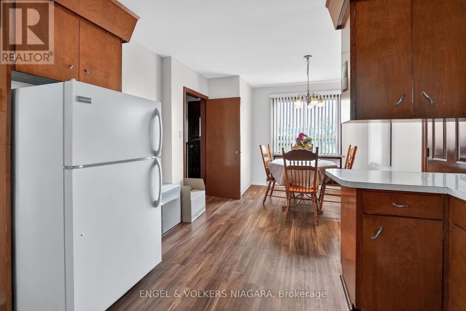 260 St. Paul Street W, St. Catharines, Ontario  L2S 2E7 - Photo 13 - X12977760