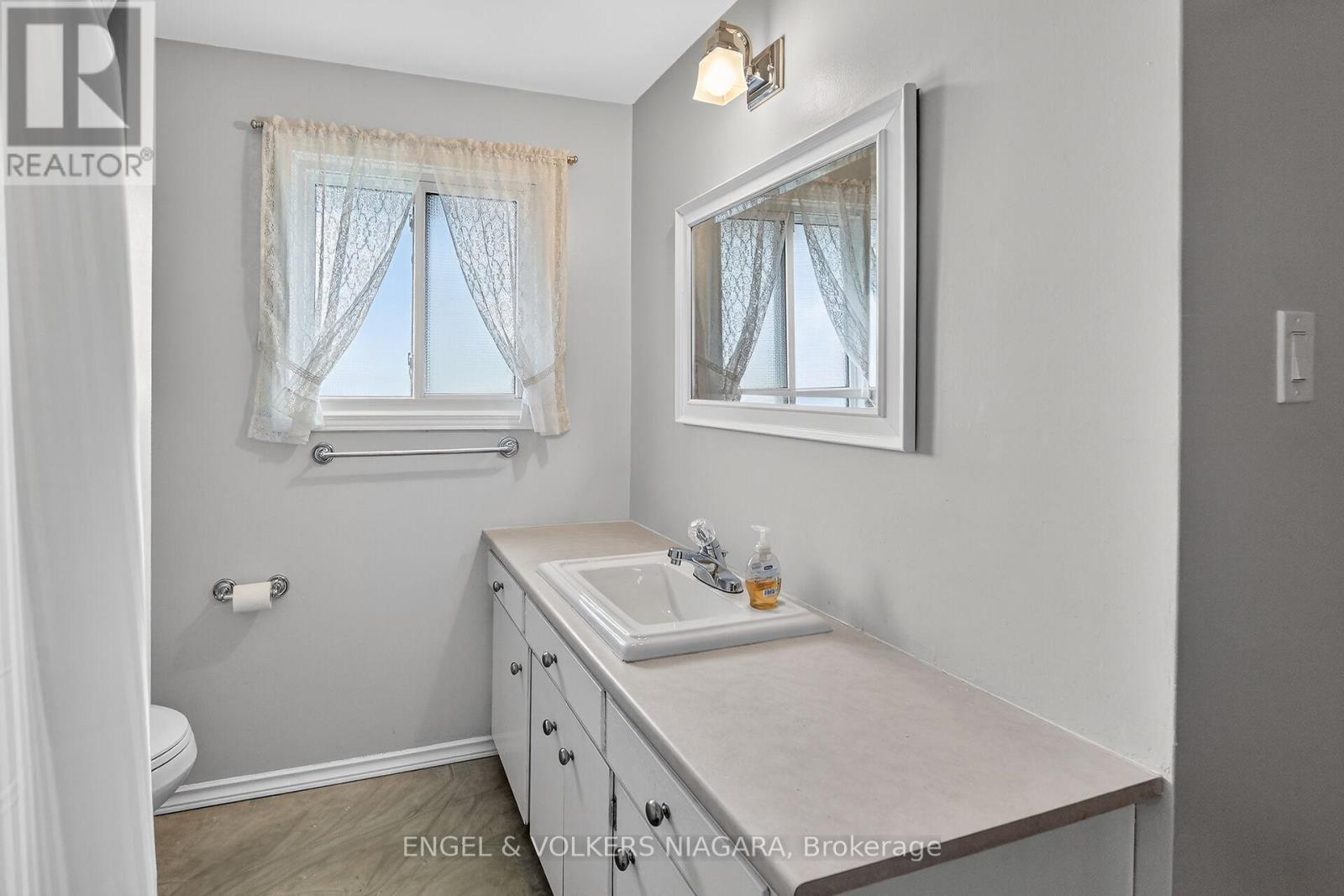260 St. Paul Street W, St. Catharines, Ontario  L2S 2E7 - Photo 23 - X12977760