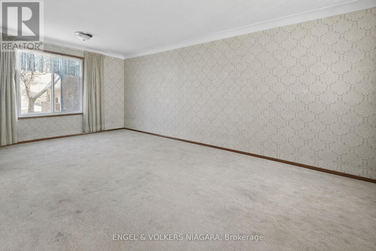 260 St. Paul Street W, St. Catharines, Ontario  L2S 2E7 - Photo 8 - X12977760