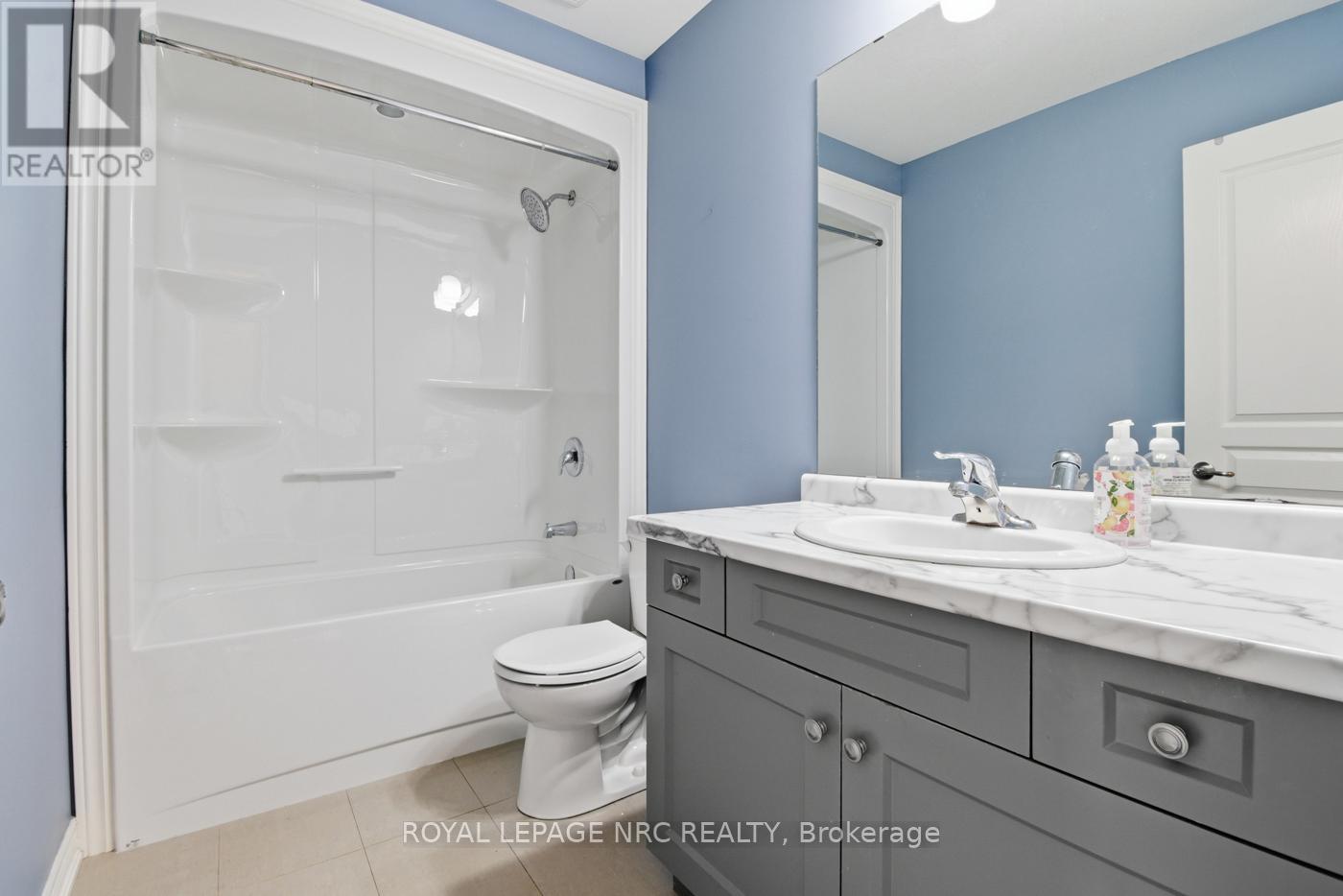 323 Silverwood Avenue, Welland, Ontario  L3C 0C5 - Photo 14 - X12977986