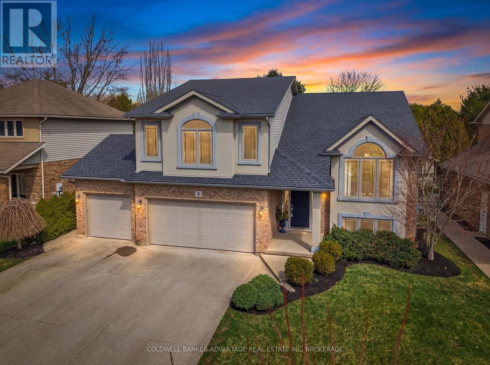 9 BACON LANE, Pelham, Ontario