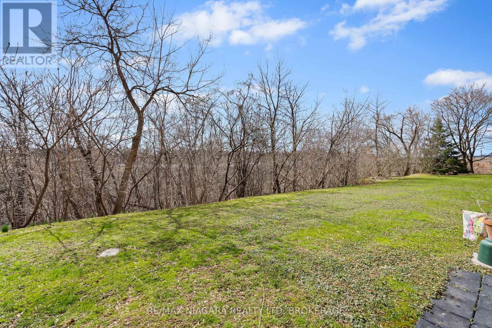 B5 - 7 Gale Crescent, St. Catharines, Ontario  L2R 7M8 - Photo 22 - X12983432
