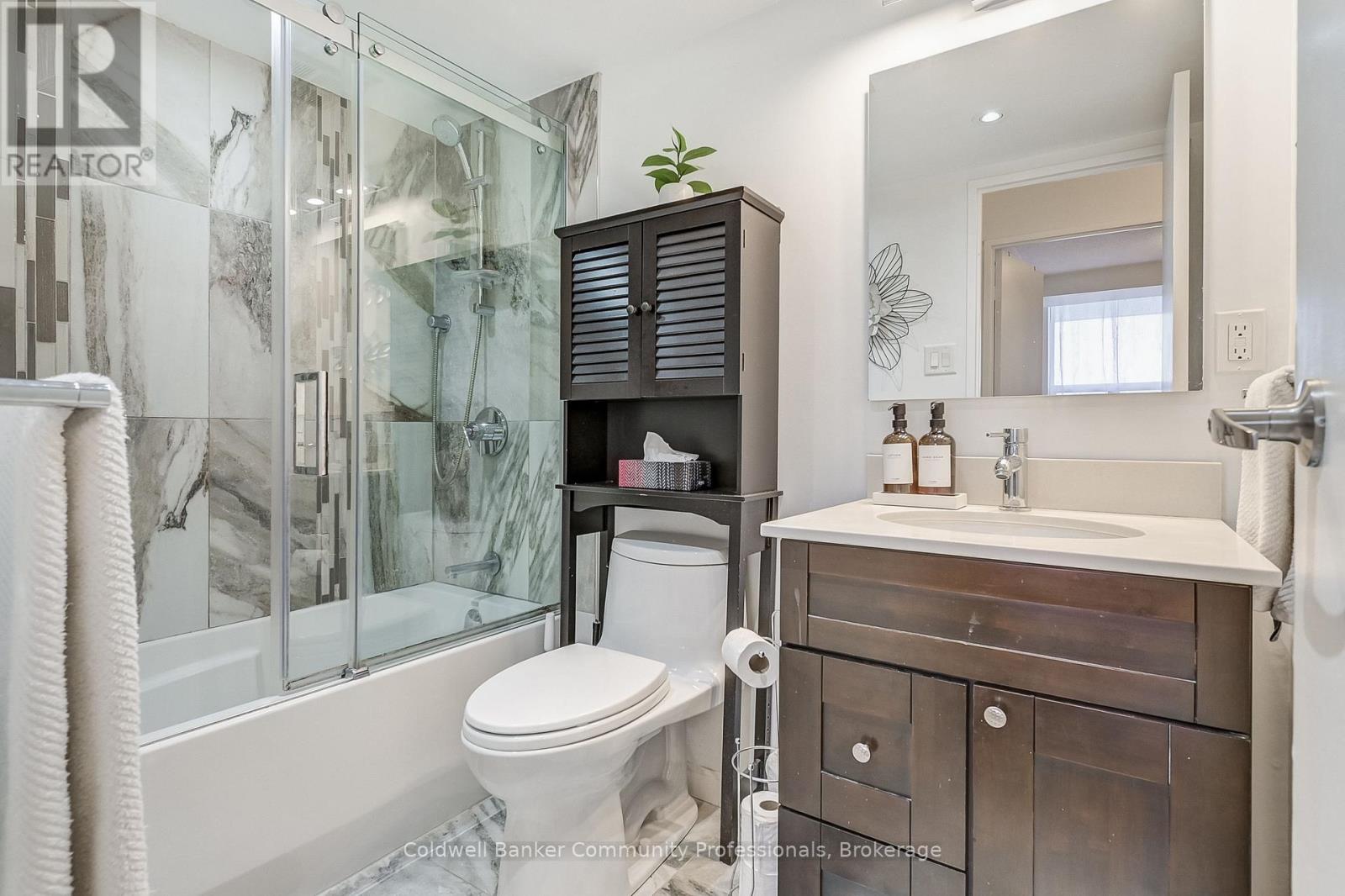 804 - 3845 Lake Shore Boulevard W, Toronto, Ontario  M8W 4Y3 - Photo 29 - W12983632