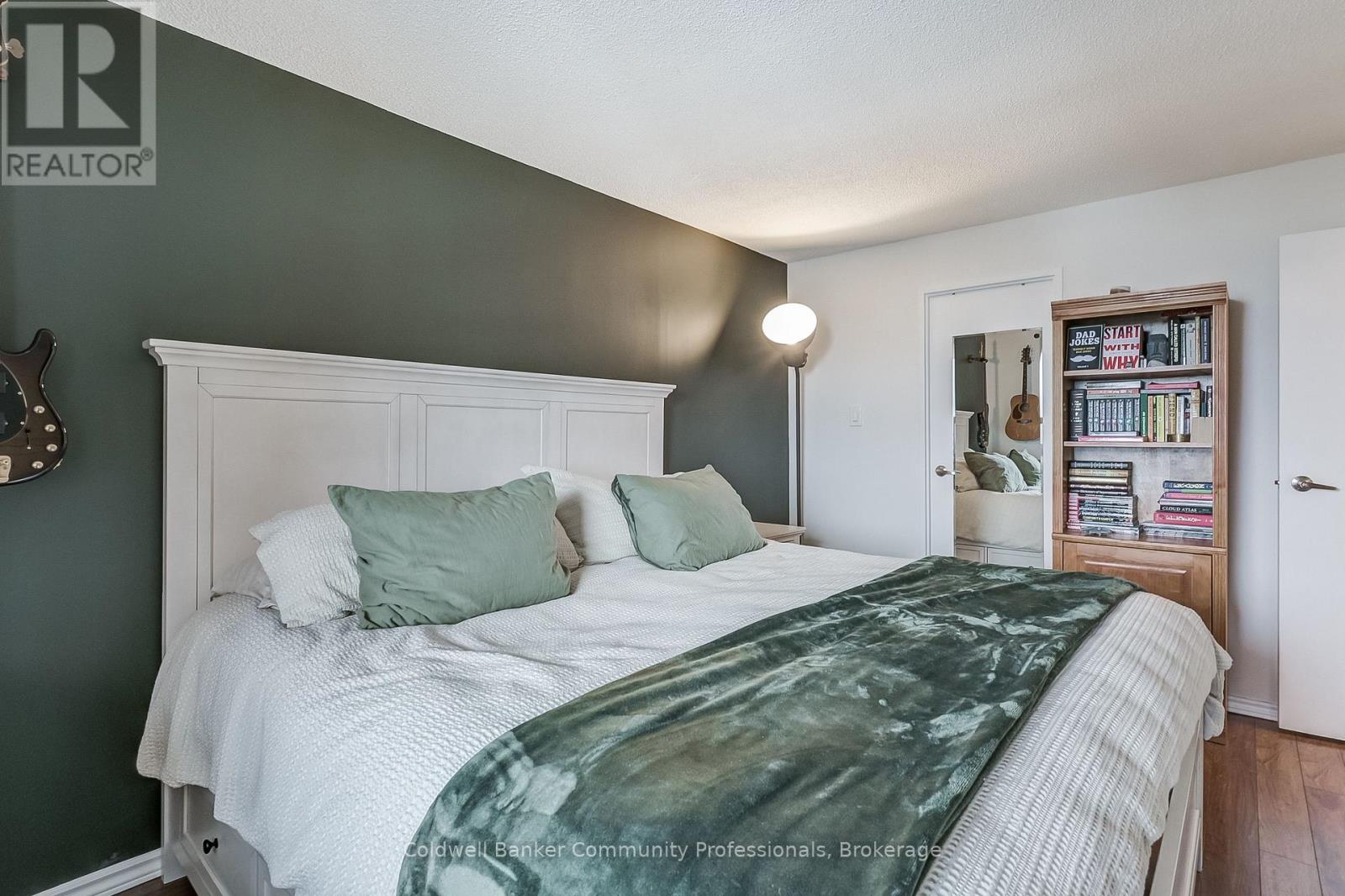 804 - 3845 Lake Shore Boulevard W, Toronto, Ontario  M8W 4Y3 - Photo 32 - W12983632