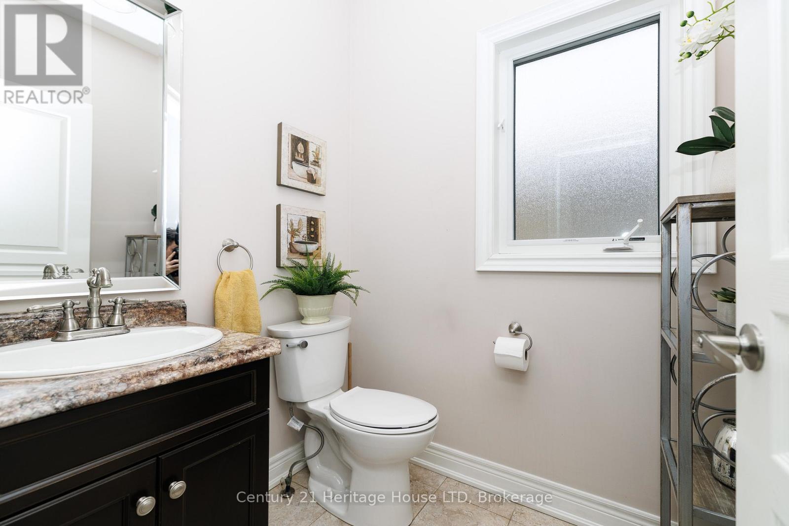 710 Brian Street, Fort Erie, Ontario  L2A 6W2 - Photo 18 - X12984014
