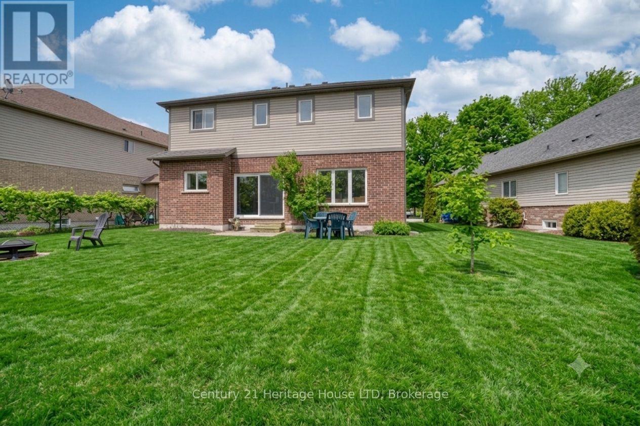 710 Brian Street, Fort Erie, Ontario  L2A 6W2 - Photo 41 - X12984014