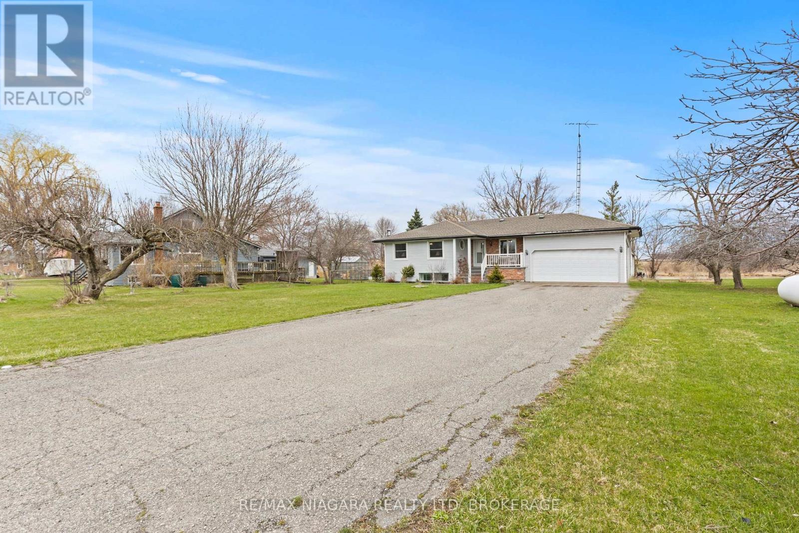 60826 Regional Rd 27 Road, Wainfleet, Ontario  L3B 5N6 - Photo 3 - X12987196