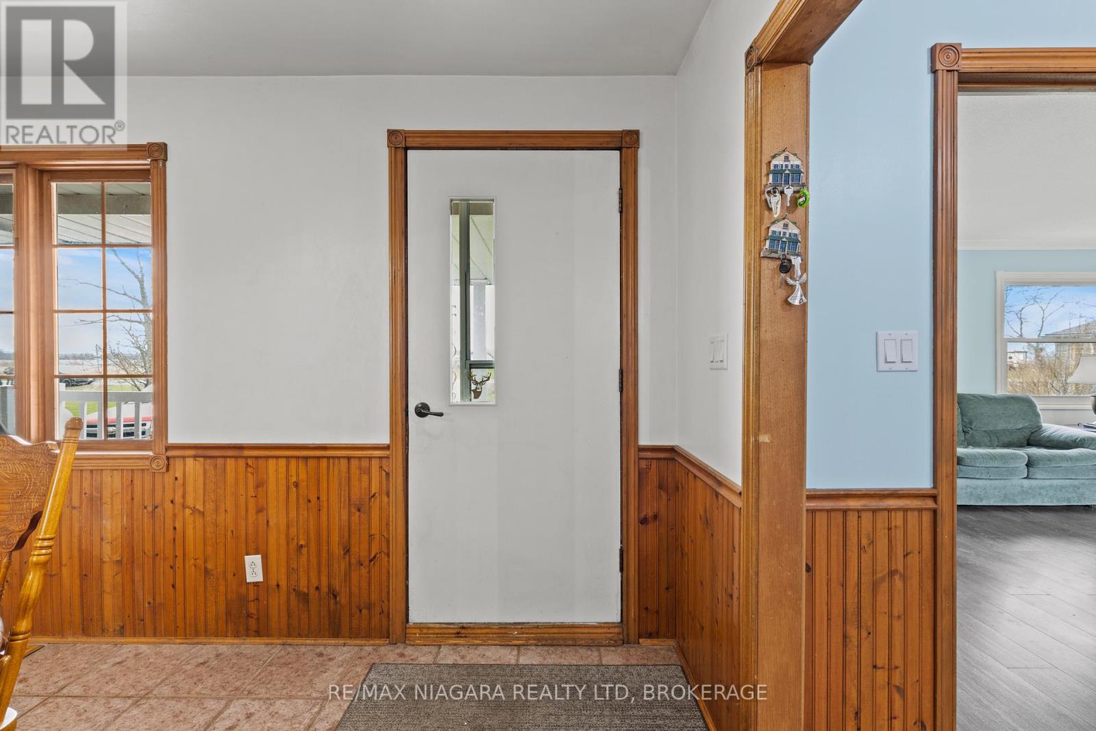 60826 Regional Rd 27 Road, Wainfleet, Ontario  L3B 5N6 - Photo 5 - X12987196