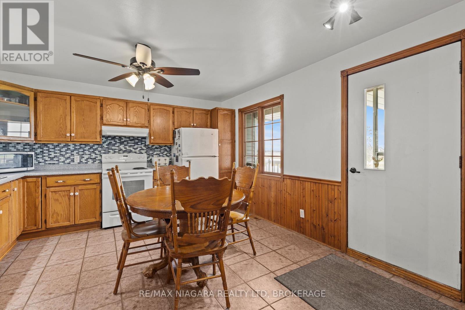 60826 Regional Rd 27 Road, Wainfleet, Ontario  L3B 5N6 - Photo 6 - X12987196