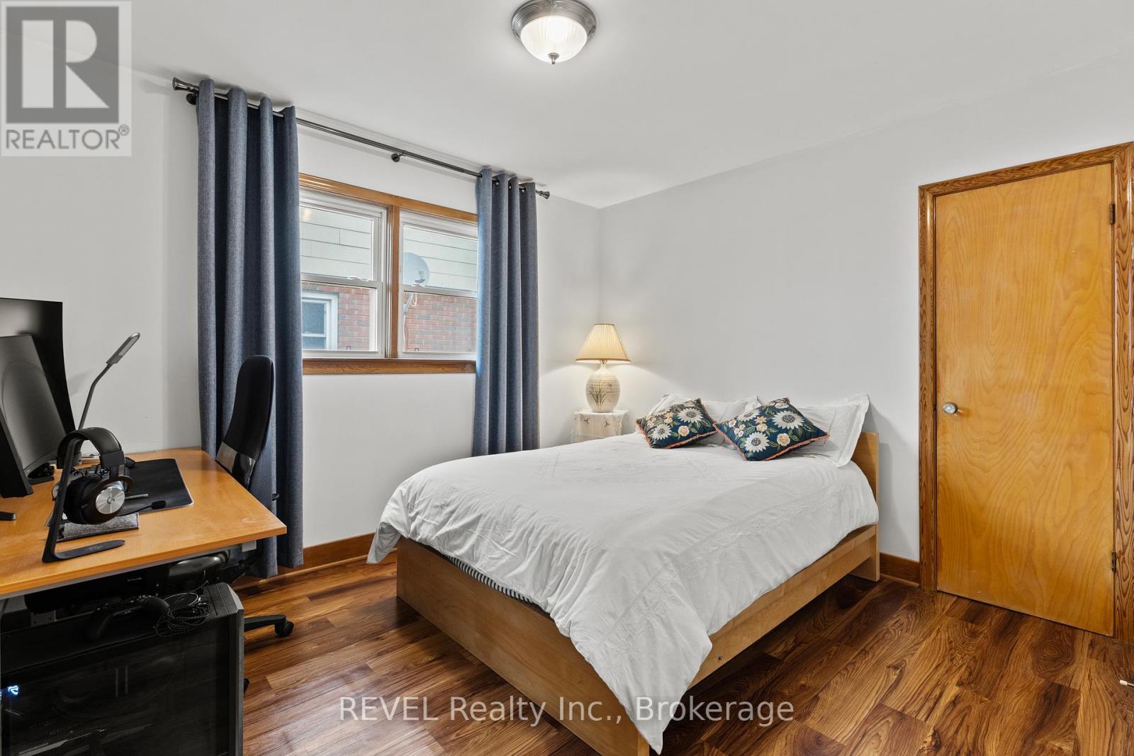 32 Thompson Avenue, Thorold, Ontario  L2V 2N1 - Photo 14 - X12989146