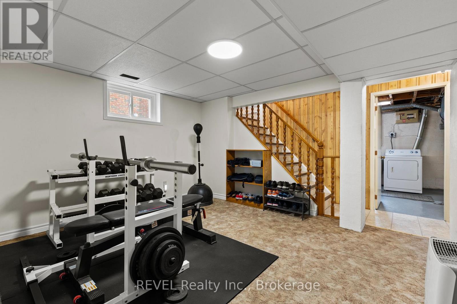32 Thompson Avenue, Thorold, Ontario  L2V 2N1 - Photo 19 - X12989146