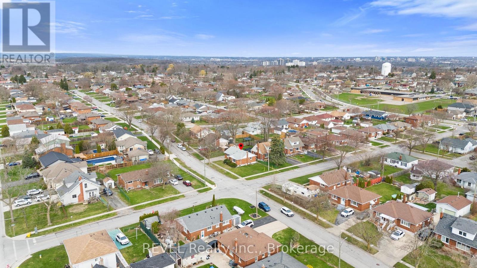 32 Thompson Avenue, Thorold, Ontario  L2V 2N1 - Photo 29 - X12989146
