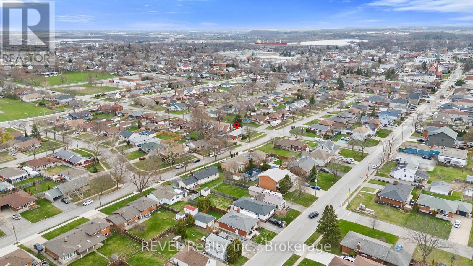 32 Thompson Avenue, Thorold, Ontario  L2V 2N1 - Photo 30 - X12989146