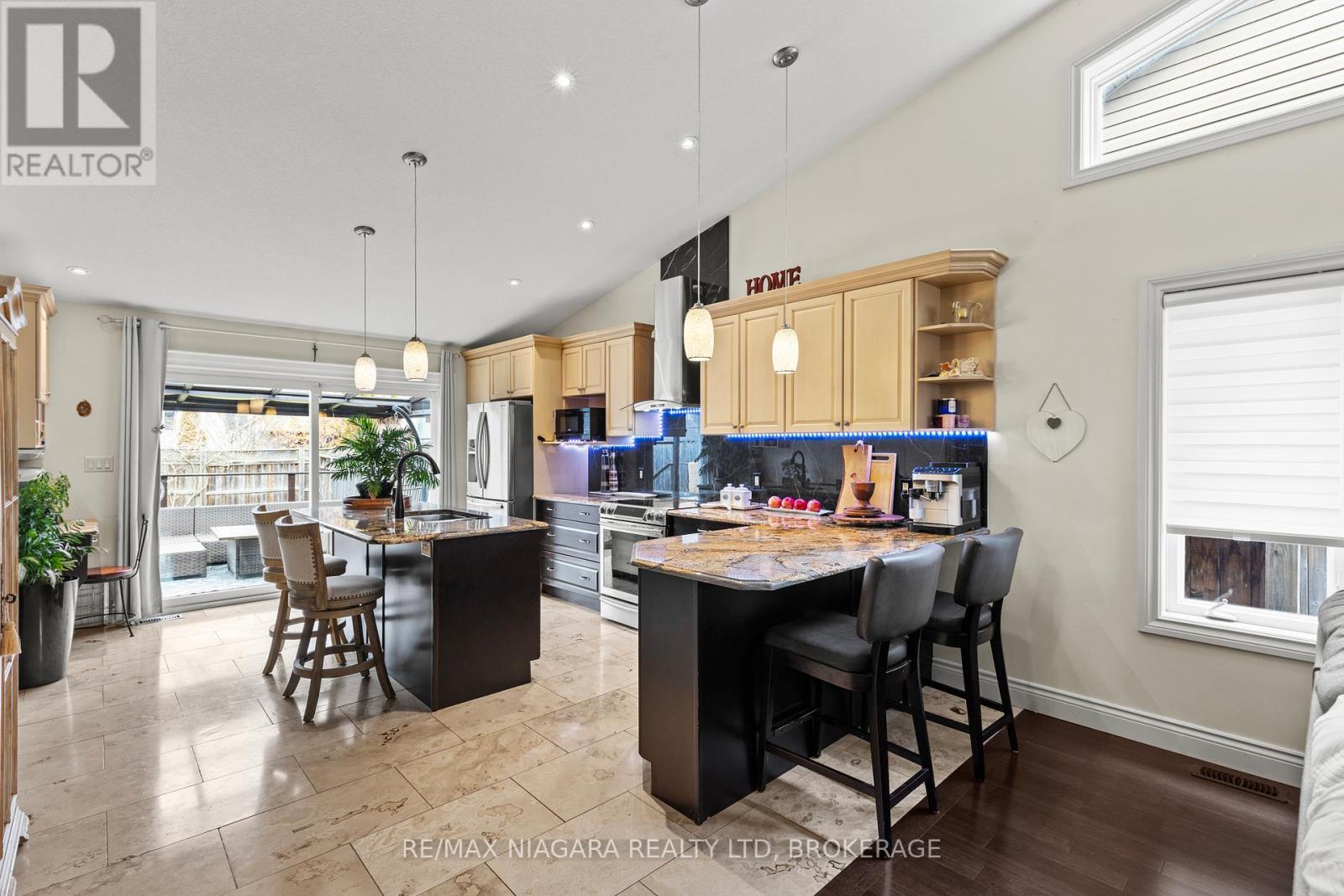 9147 Hendershot Boulevard, Niagara Falls, Ontario  L2H 0E3 - Photo 12 - X12993284