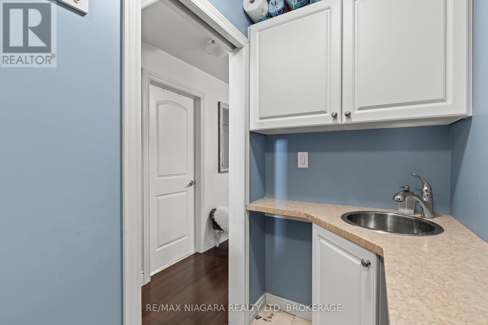 9147 Hendershot Boulevard, Niagara Falls, Ontario  L2H 0E3 - Photo 22 - X12993284