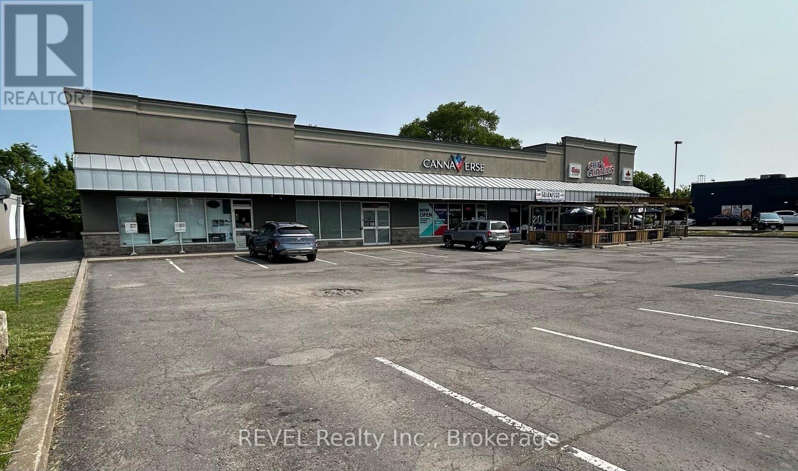 2 - 8189 LUNDYS LANE, Niagara Falls, Ontario