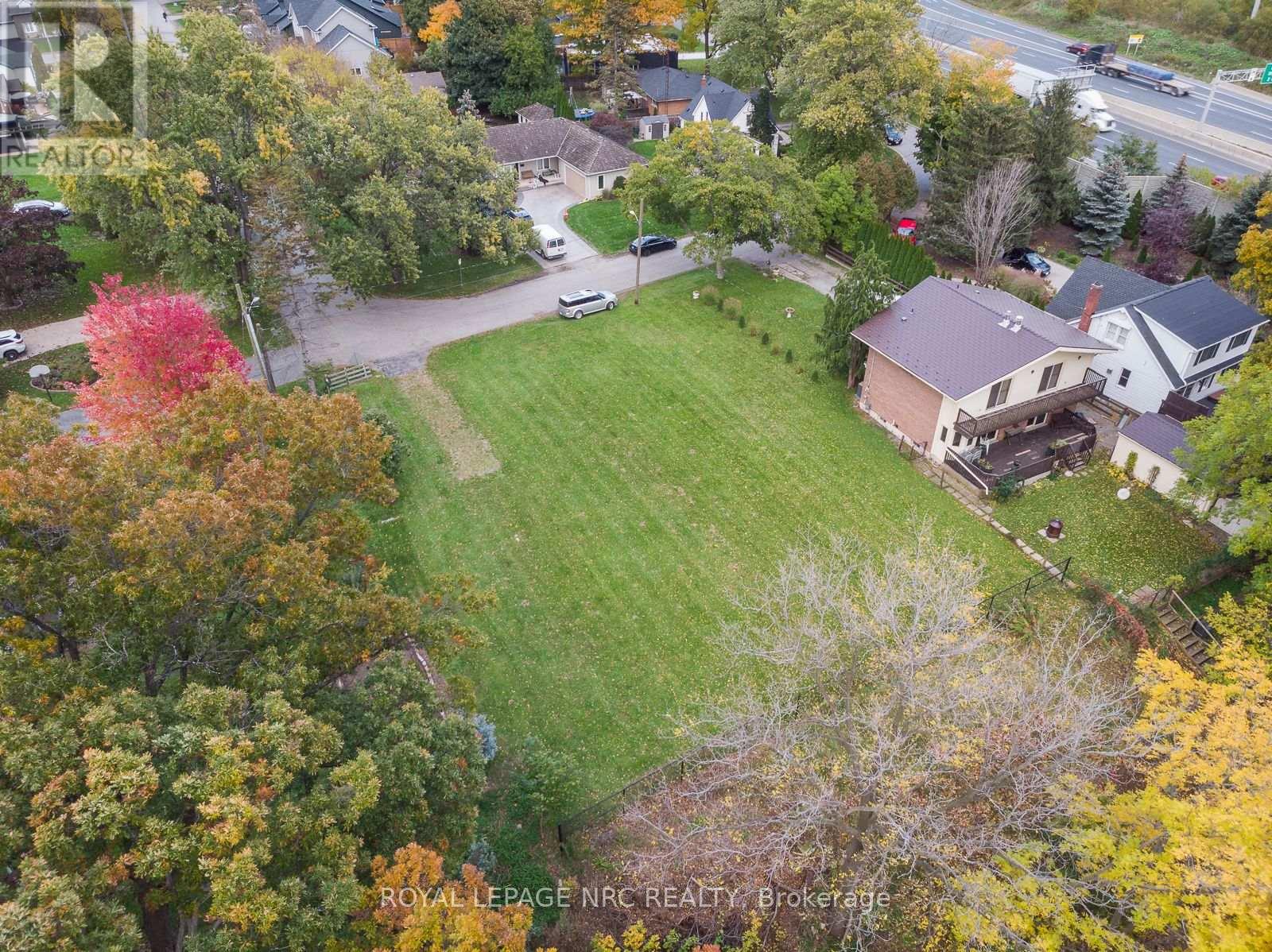 56a Henley Drive, St. Catharines, Ontario  L2N 4A9 - Photo 2 - X12993800