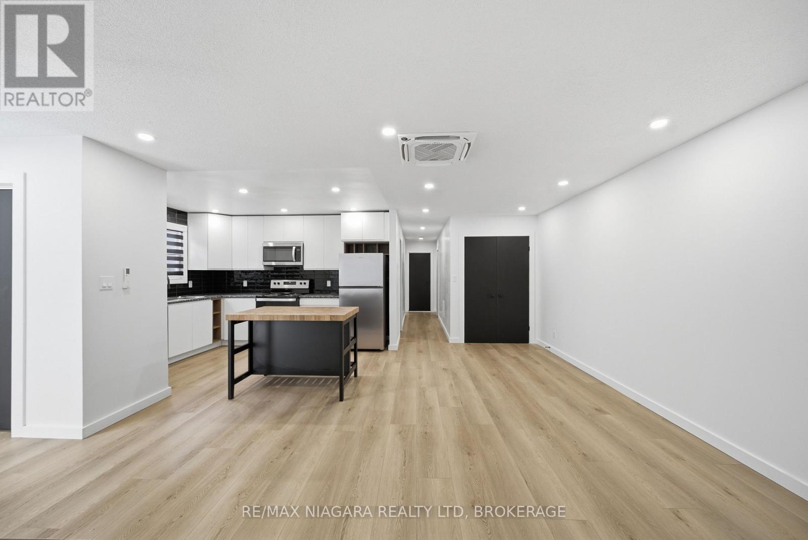 MAIN UNIT 1 - 1361 STATION STREET, Pelham, Ontario