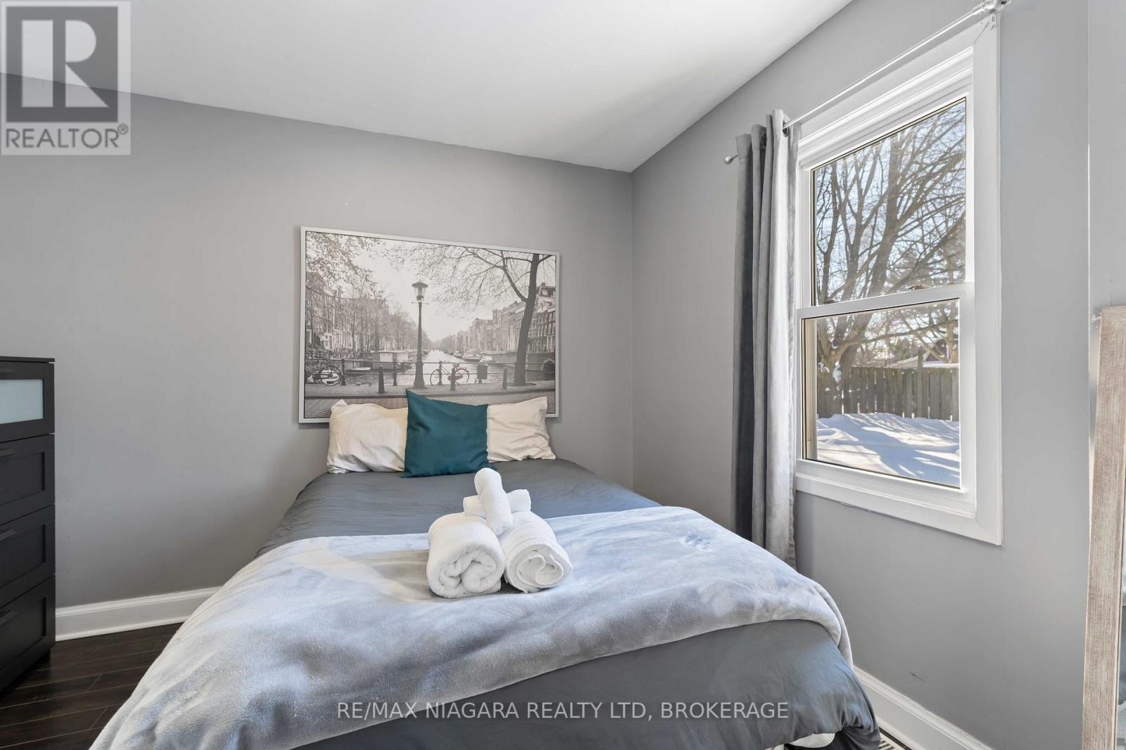 1459 Niagara Stone Road, Niagara-On-The-Lake, Ontario  L0S 1T0 - Photo 19 - X12998092