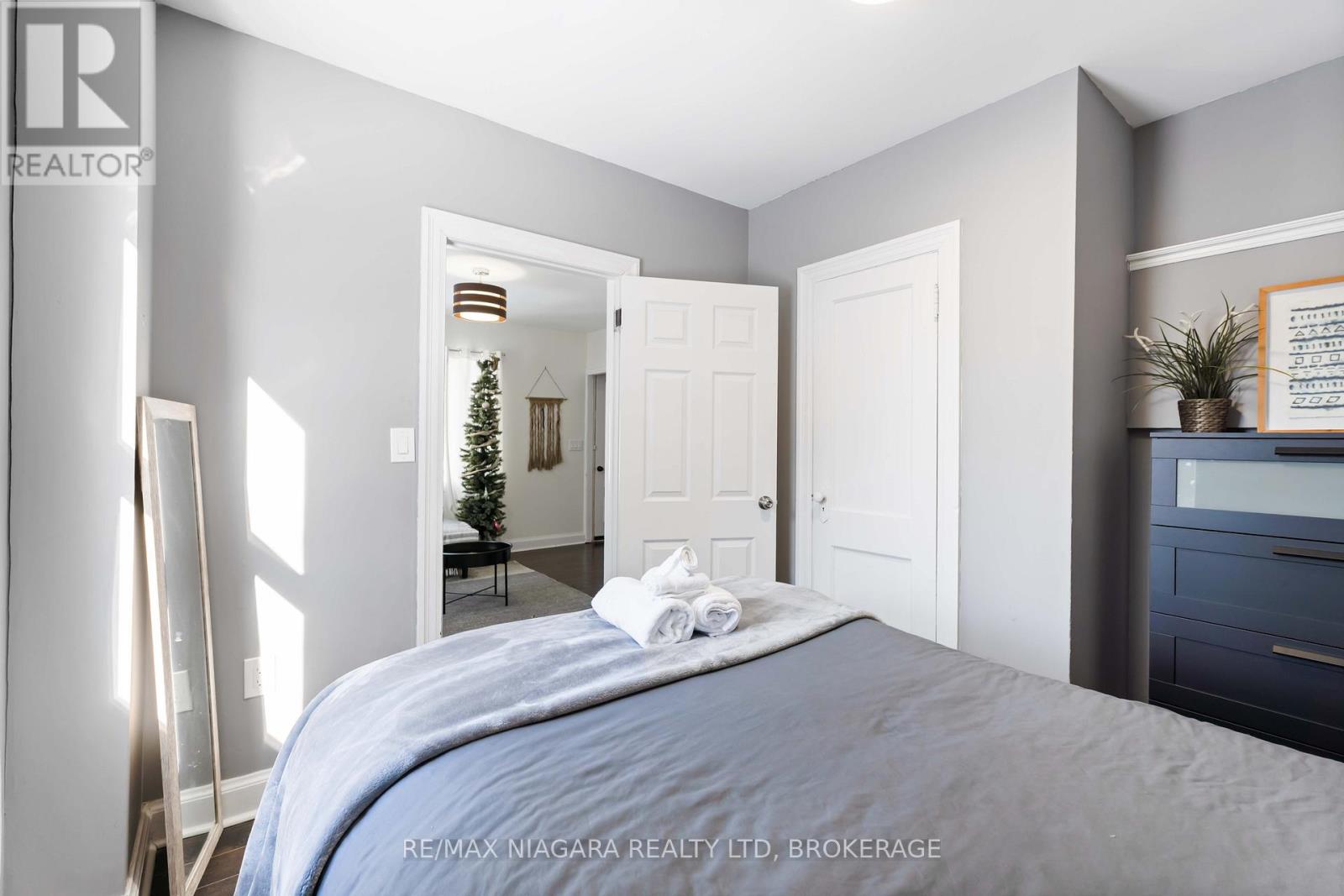 1459 Niagara Stone Road, Niagara-On-The-Lake, Ontario  L0S 1T0 - Photo 20 - X12998092