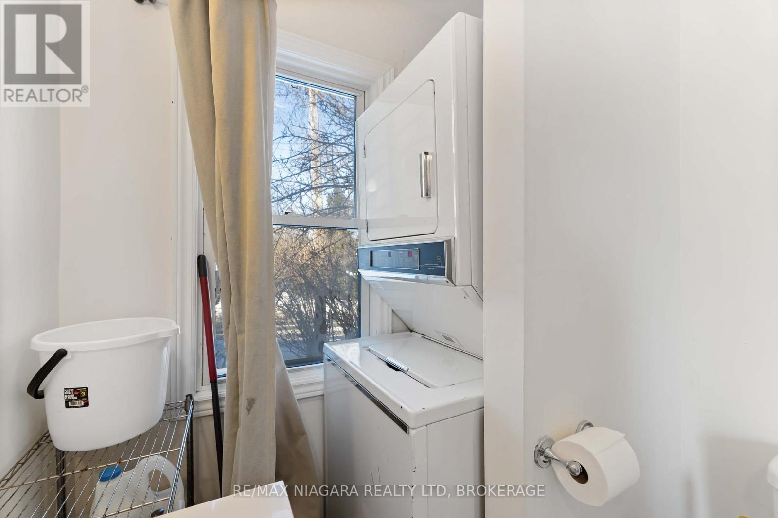 1459 Niagara Stone Road, Niagara-On-The-Lake, Ontario  L0S 1T0 - Photo 22 - X12998092