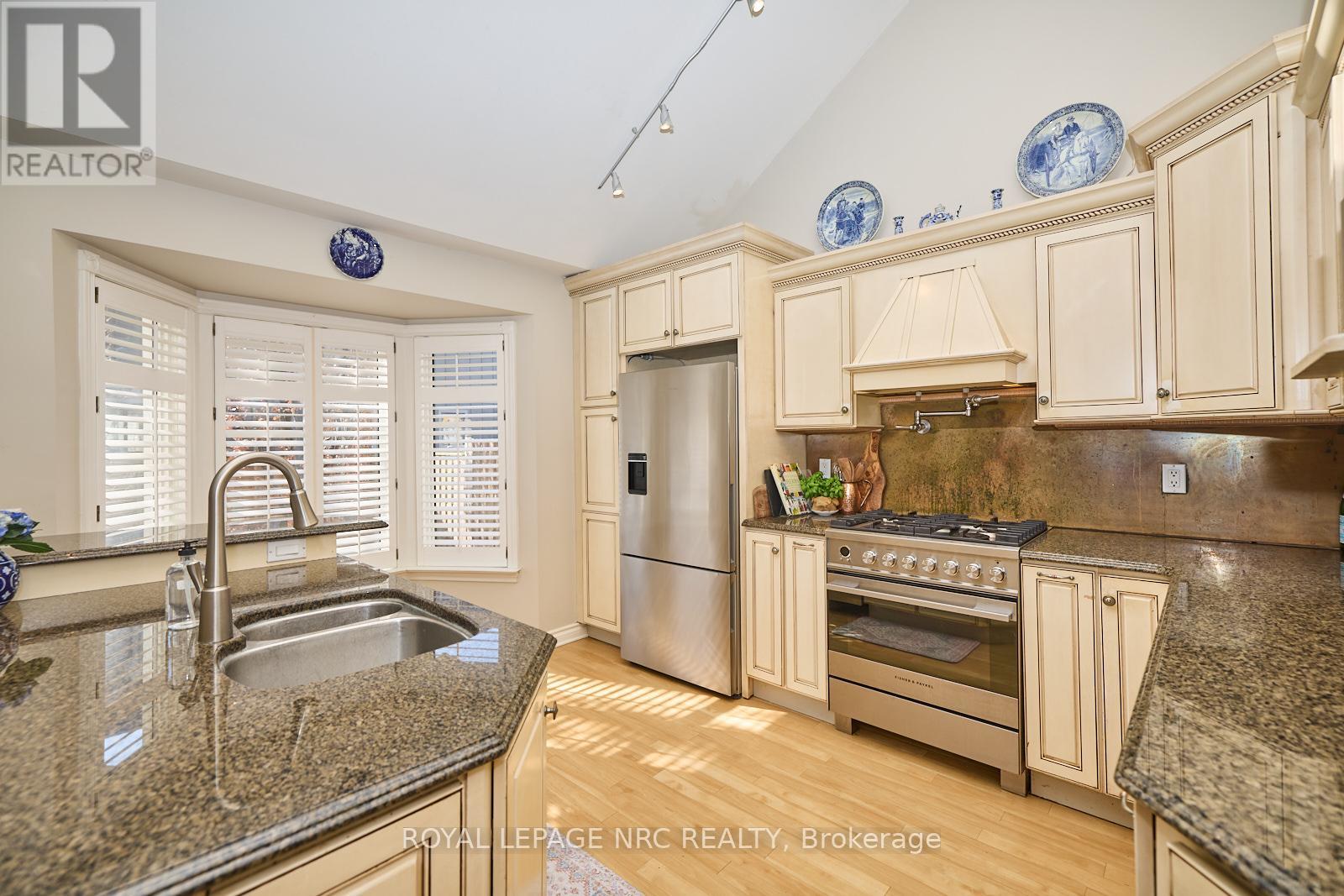 12 Brigantine Court, St. Catharines, Ontario  L2M 7V4 - Photo 11 - X13004116