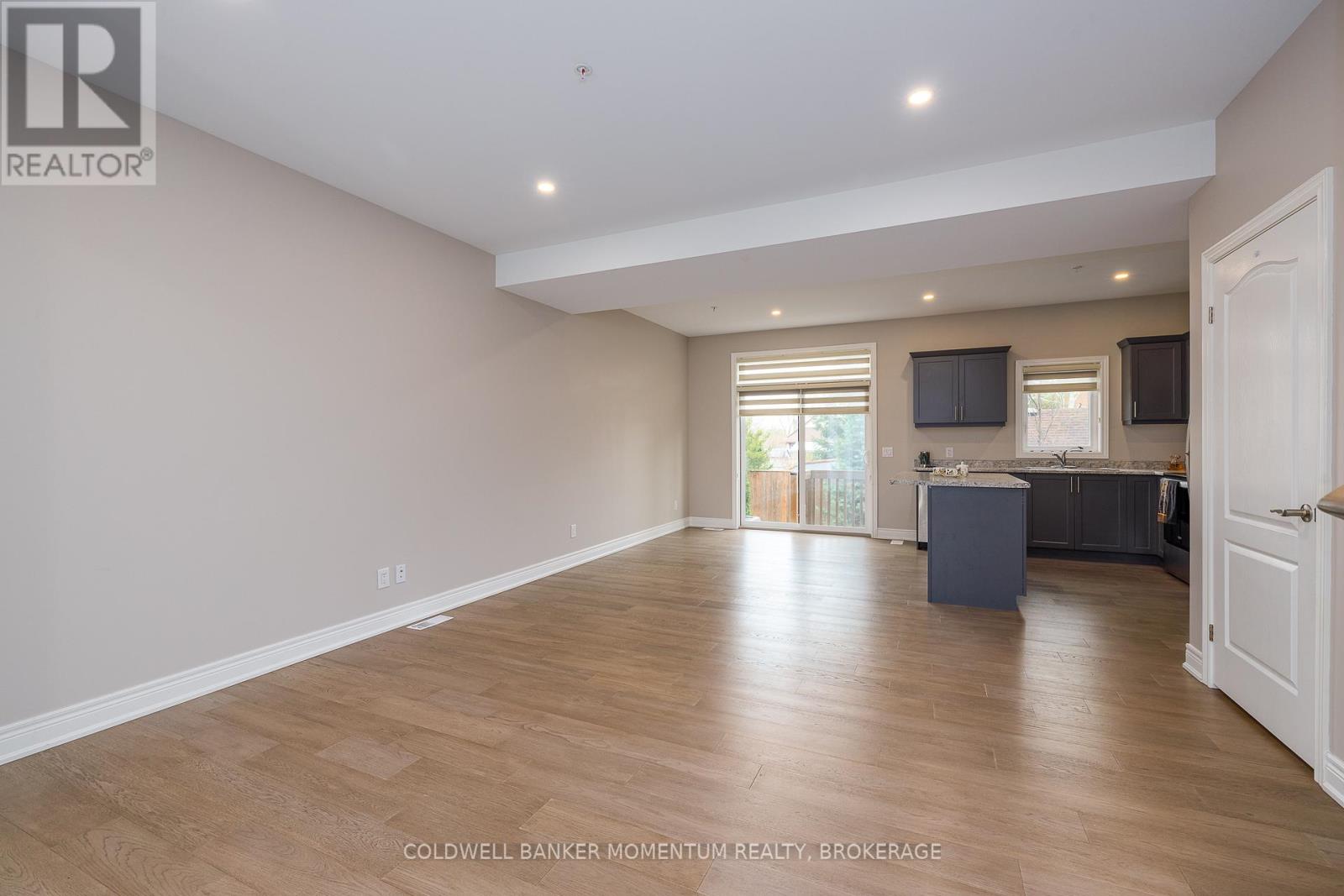 4 - 18 Corbin Street, St. Catharines, Ontario  L2P 0E8 - Photo 9 - X13005592