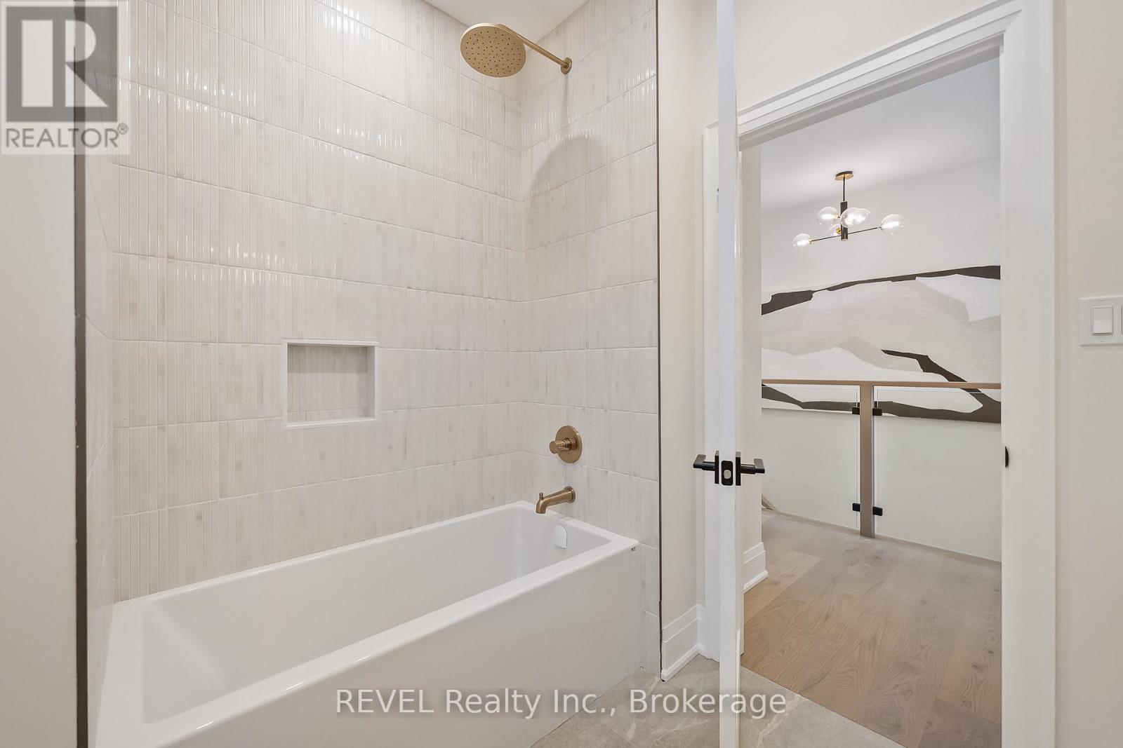 8 Accursi Crescent, Pelham, Ontario  L0S 1E2 - Photo 35 - X13009110