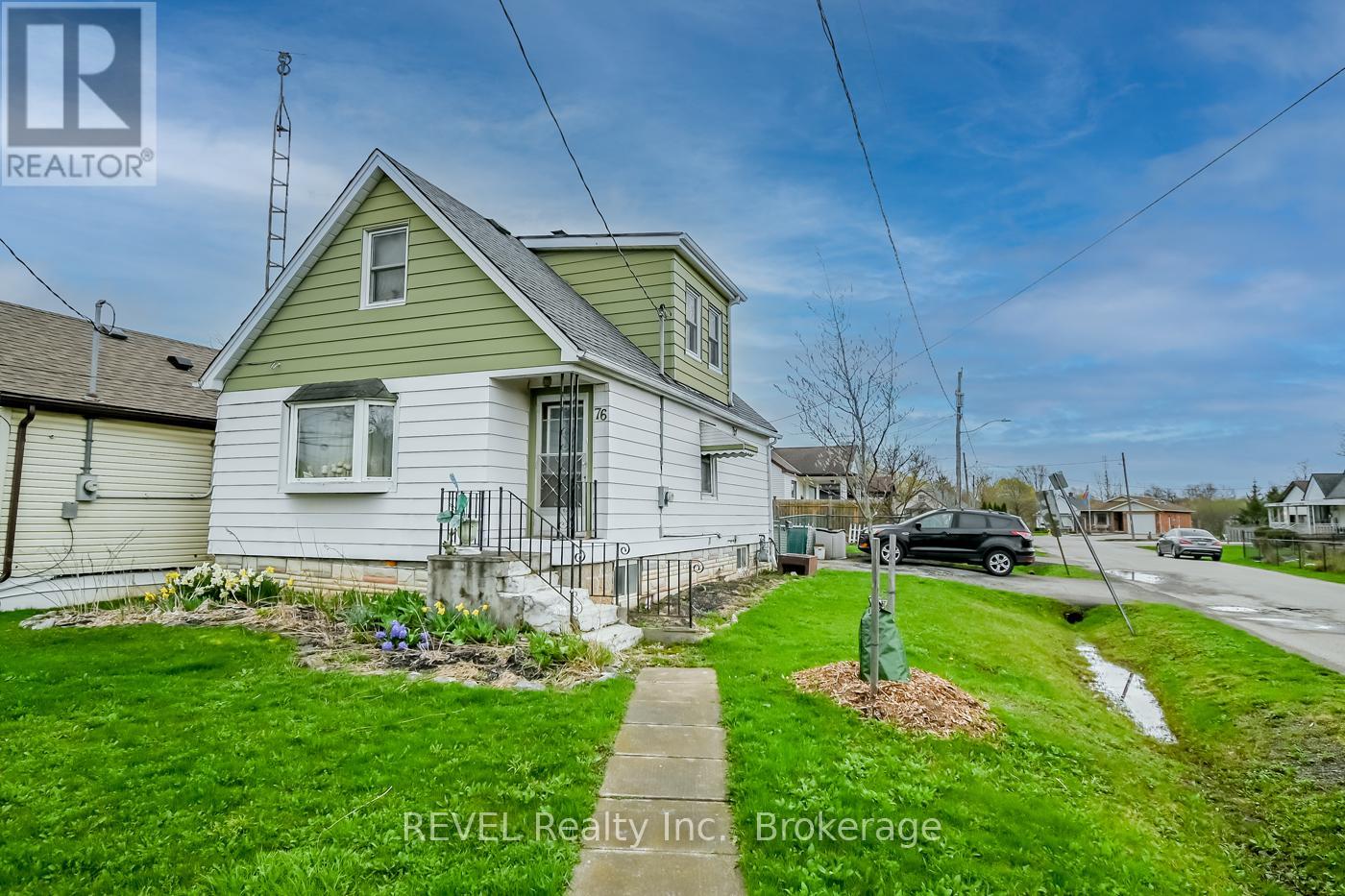 76 LINCOLN AVENUE, St. Catharines, Ontario