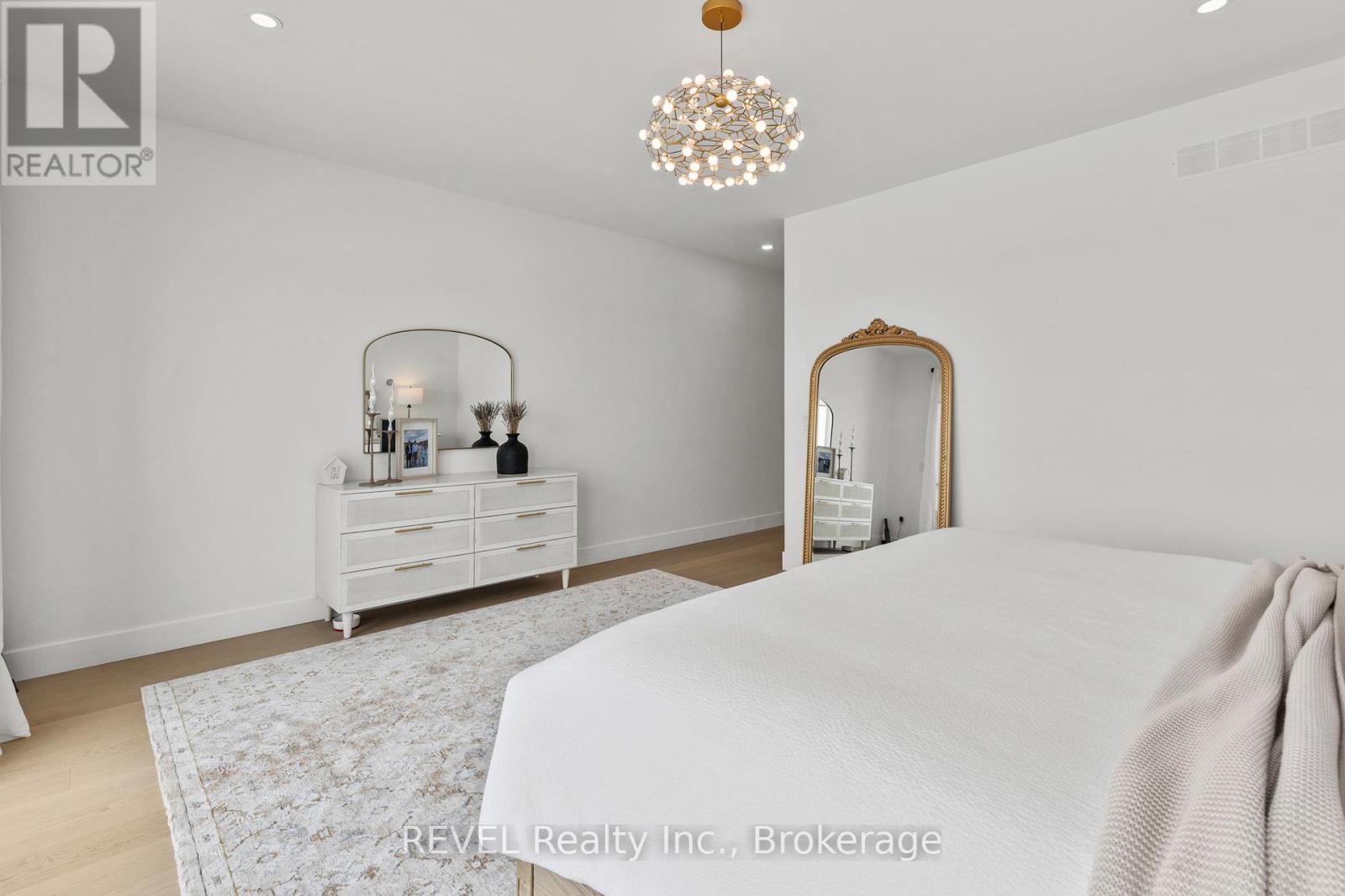 55 Swan Avenue, Pelham, Ontario  L0S 1E6 - Photo 7 - X13012936