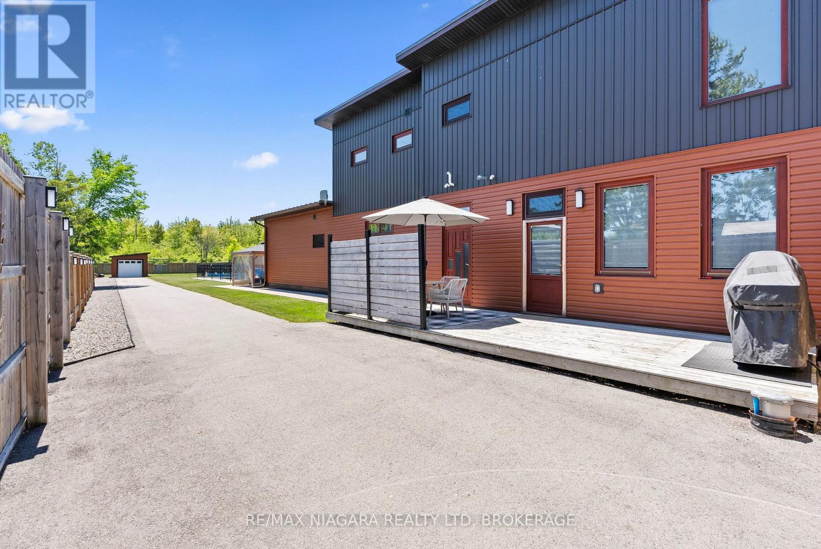 1887 Dominion Road, Fort Erie, Ontario  L0S 1N0 - Photo 45 - X13013032