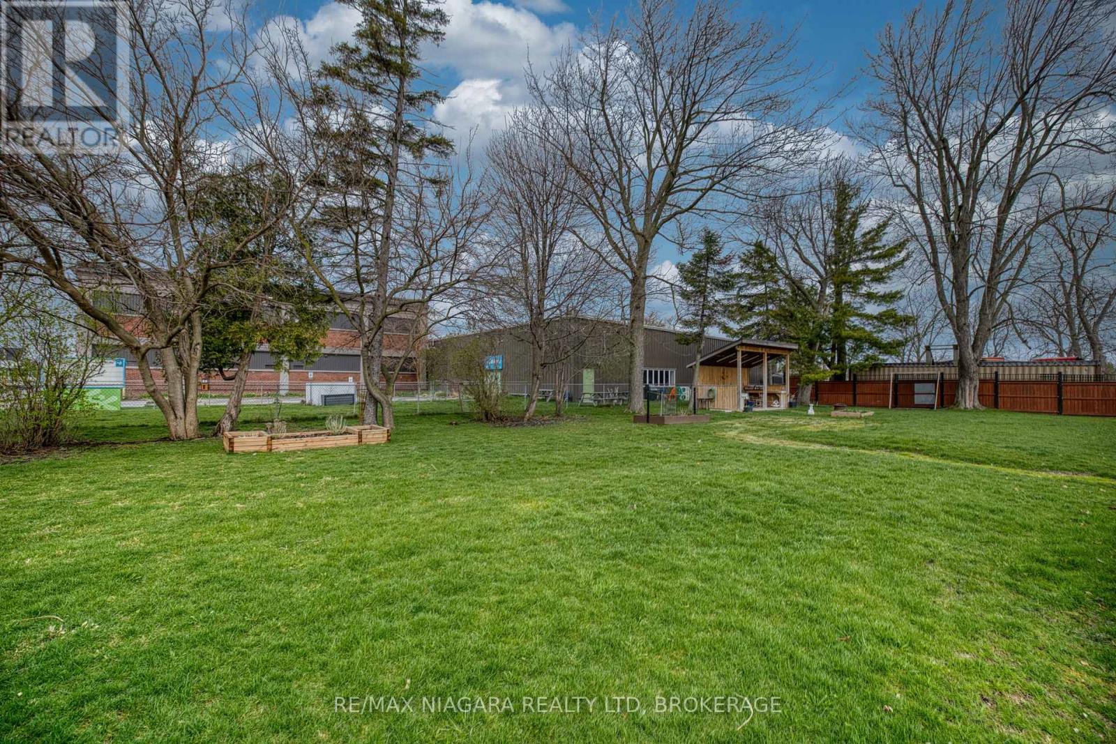 Unit #12 - 2 Lewis Street, Fort Erie, Ontario  L2A 2P7 - Photo 17 - X13021192