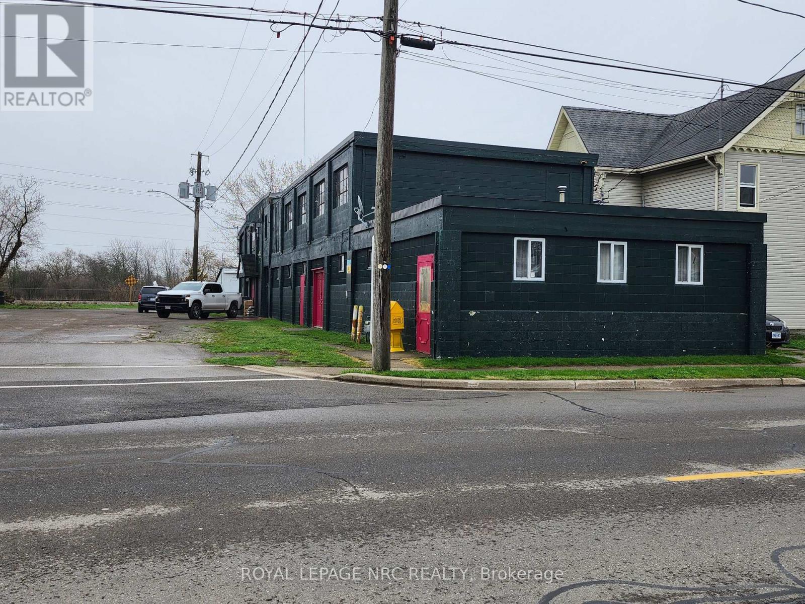 6 GEORGE STREET, Port Colborne, Ontario