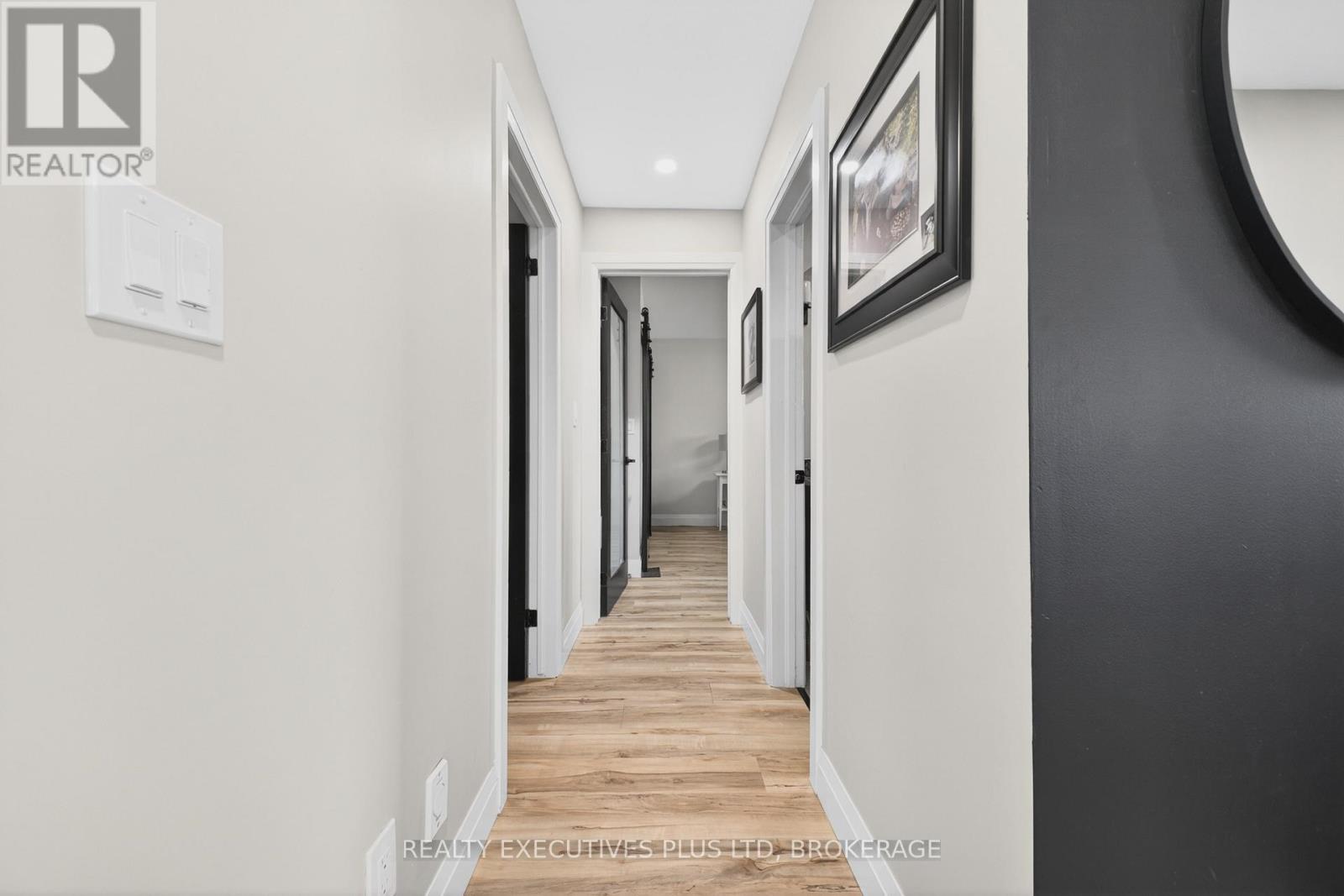 6410 Sherwood Road, Niagara Falls, Ontario  L2E 5M1 - Photo 17 - X13023658
