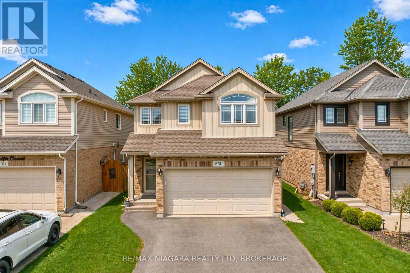 8511 JENNIFER CRESCENT, Niagara Falls, Ontario