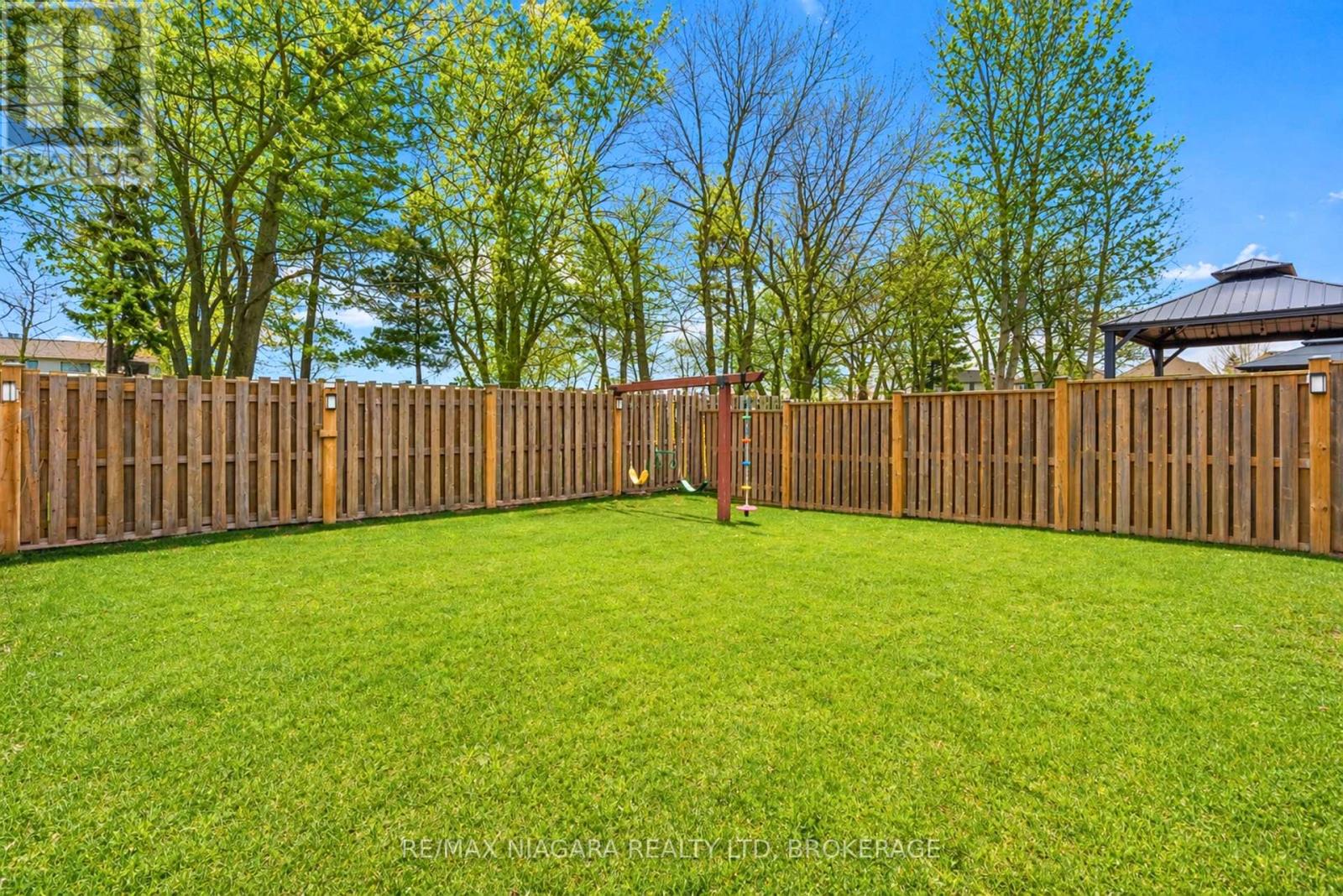8511 Jennifer Crescent, Niagara Falls, Ontario  L2H 0J3 - Photo 34 - X13025478