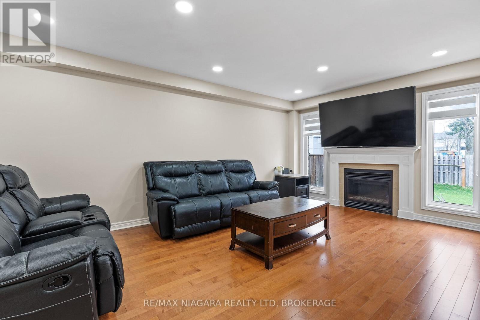 8511 Jennifer Crescent, Niagara Falls, Ontario  L2H 0J3 - Photo 6 - X13025478