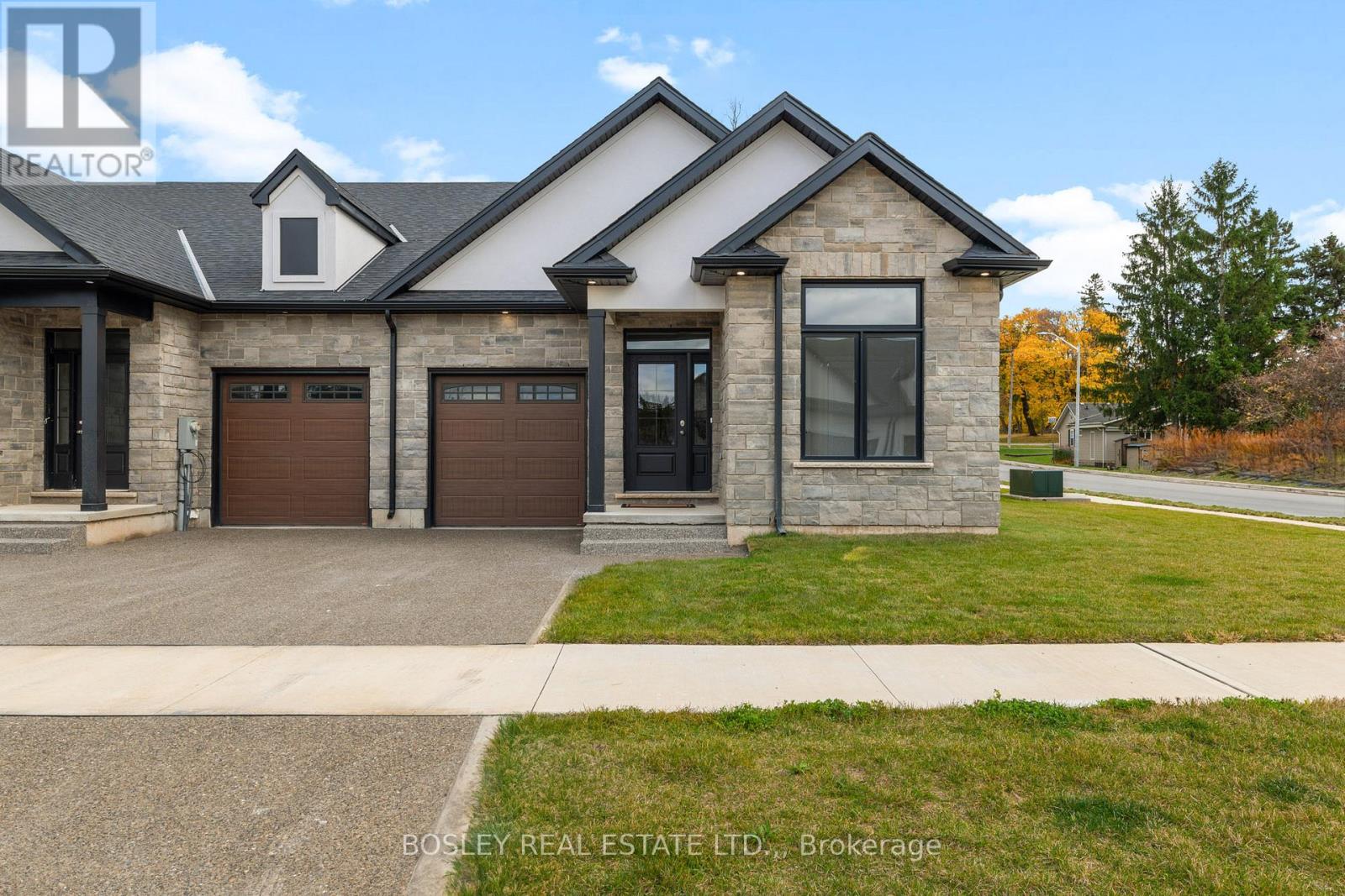 512 ROYAL RIDGE DRIVE, Fort Erie, Ontario