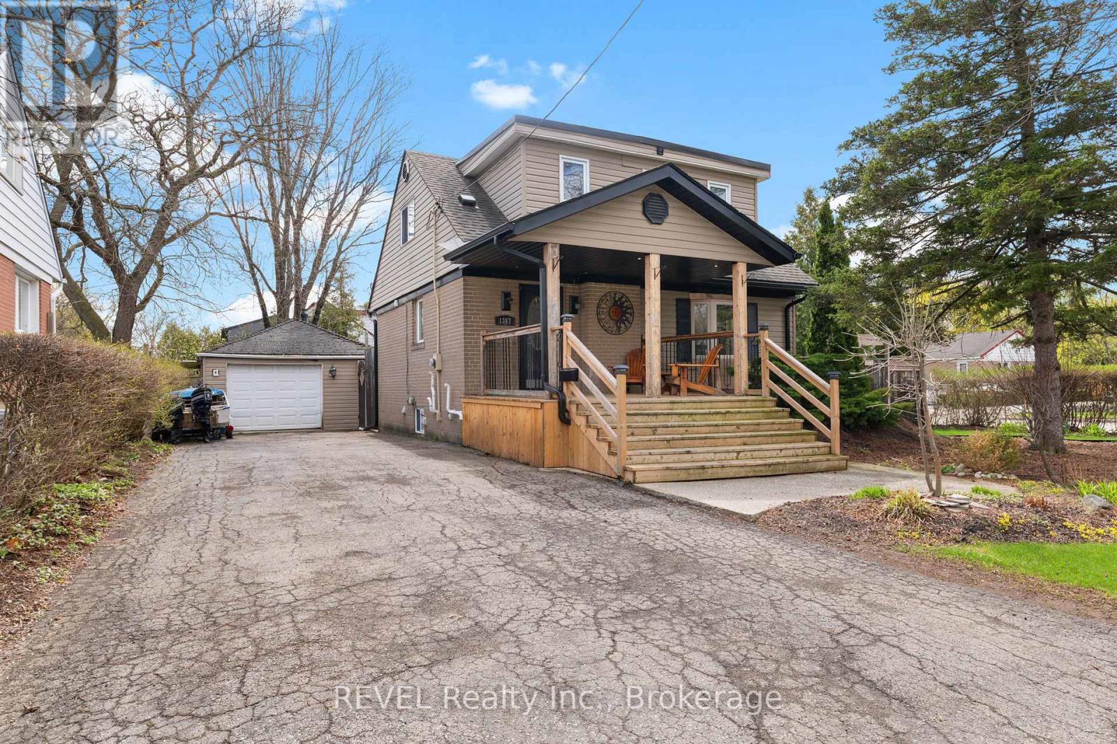 1367 ST MARYS CRESCENT, Burlington, Ontario