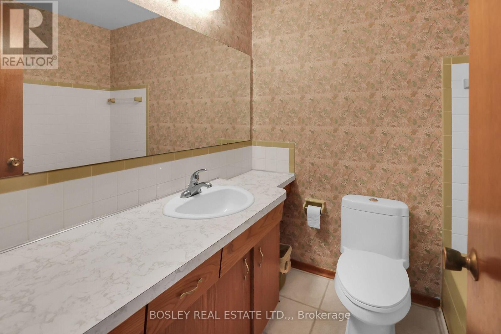 1320 Niagara Stone Road, Niagara-On-The-Lake, Ontario  L0S 1T0 - Photo 13 - X13034052