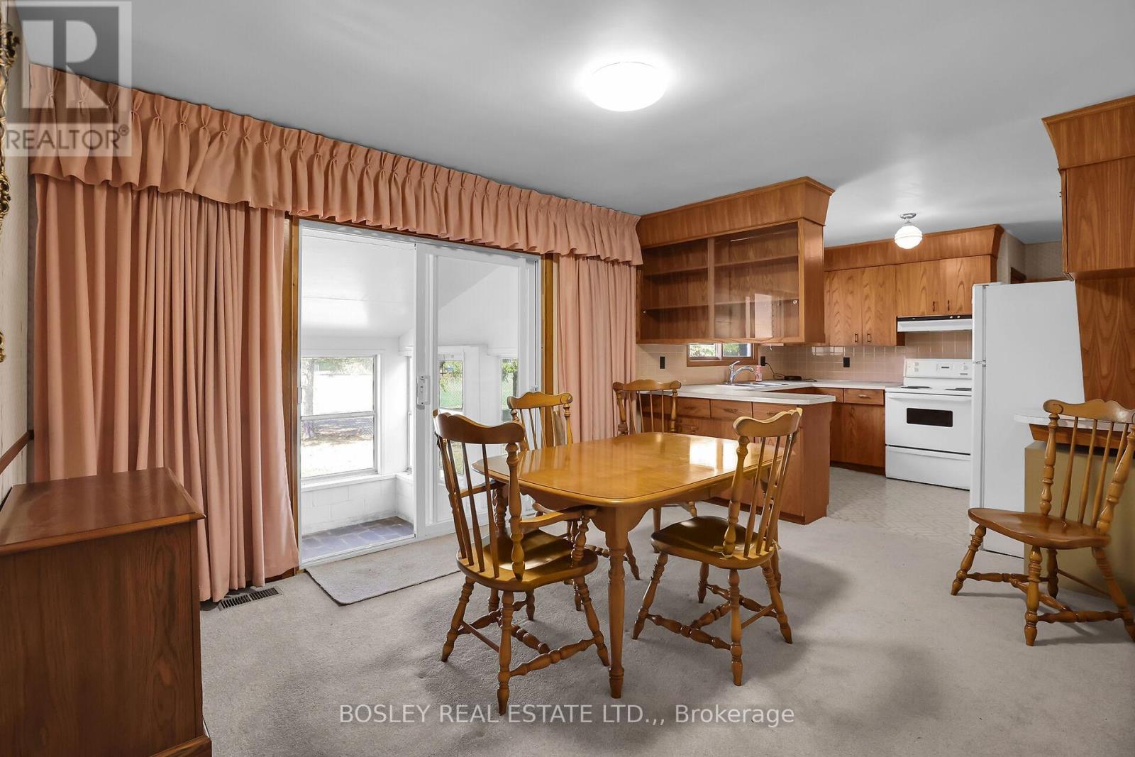 1320 Niagara Stone Road, Niagara-On-The-Lake, Ontario  L0S 1T0 - Photo 6 - X13034052
